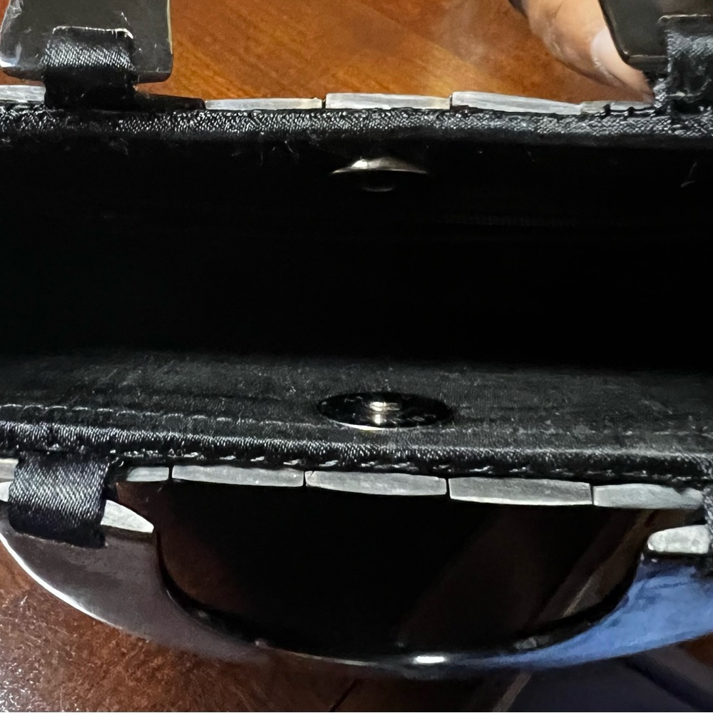 Chic Tortoiseshell Pattern Clutch - image 2